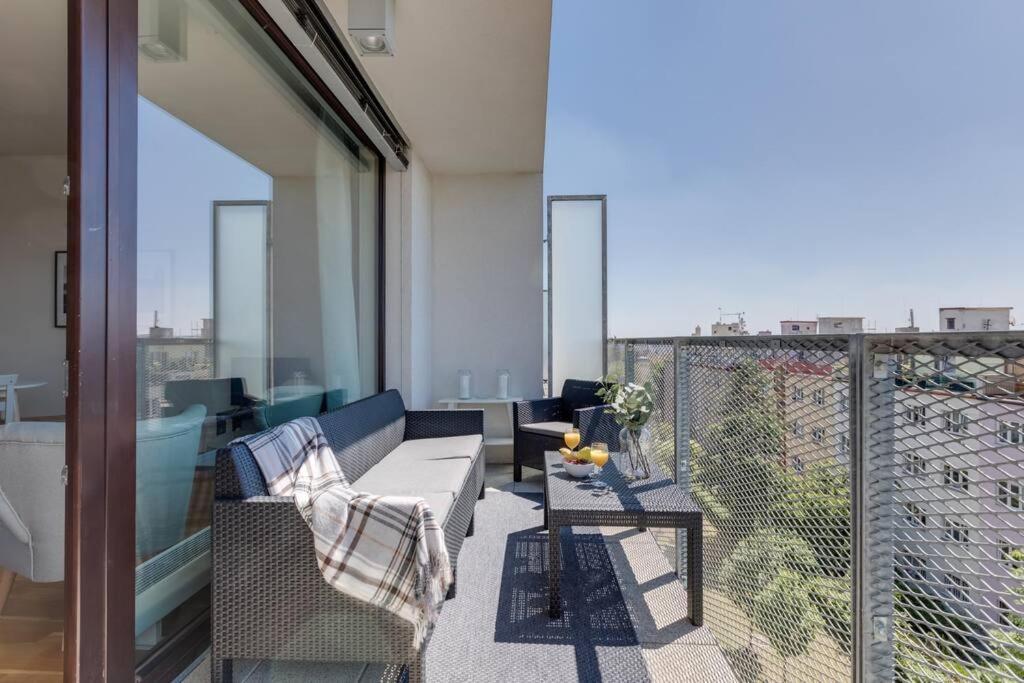 Jt'S Apartments Korunni Str. Prague Exterior photo